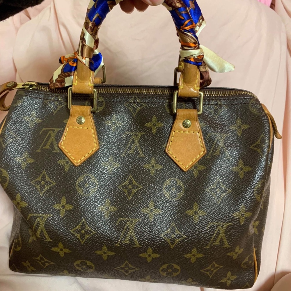 Authentic LV Speedy 25! - Picture 4 of 4